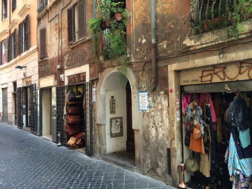 Blue Navona Two Bedroom Apartment, Rome (photo 3)