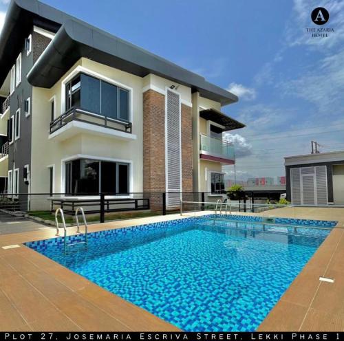 THE AZARIA APARTMENT