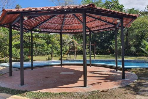 Apartamento Lapas en bosque de Avellanas