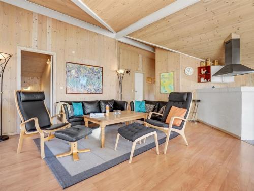  Holiday Home Annikki - 30km from the sea in Western Jutland by Interhome in Toftlund