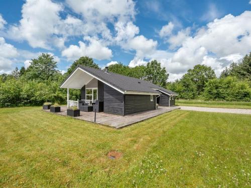 Holiday Home Estrid - 30km from the sea in Western Jutland by Interhome