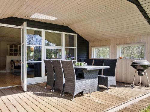  Holiday Home Steffie - 10km from the sea in Western Jutland by Interhome in Oksbøl