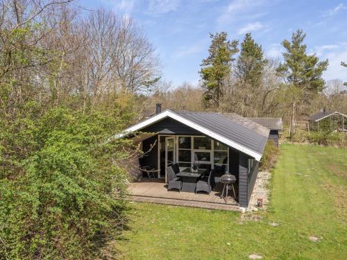  Holiday Home Steffie - 10km from the sea in Western Jutland by Interhome in Oksbøl