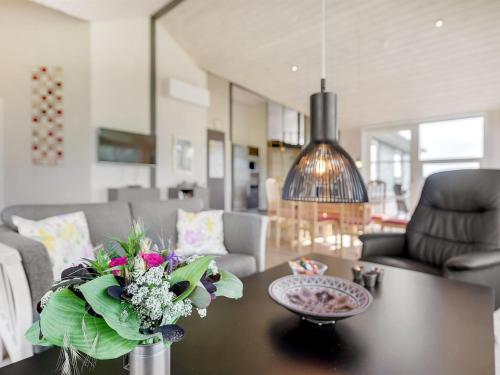 Holiday Home Damiana - 500m from the sea by Interhome in Mommark