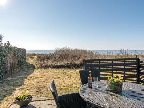 Apartment Herkko - 25m from the sea in Western Jutland by Interhome