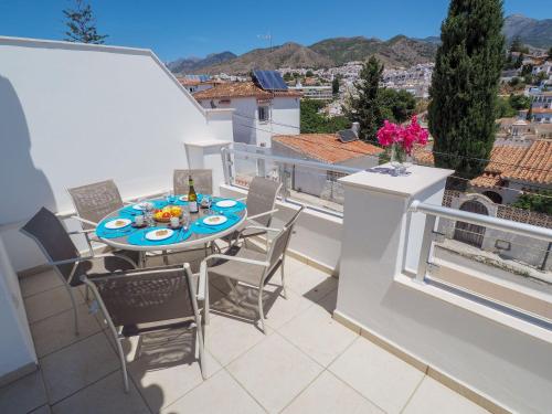 Nerja Paradise Rentals - Villa Ambar