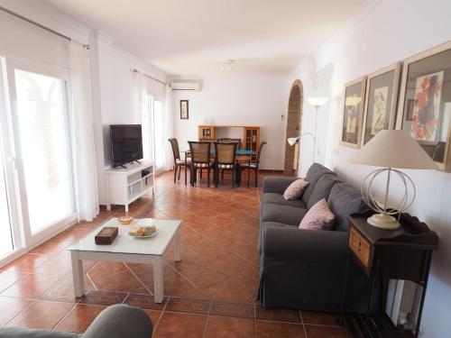 Nerja Paradise Rentals - Villa Jazmines - image 5