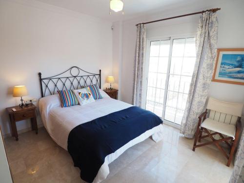 Nerja Paradise Rentals - Villa Las Palomas - image 4