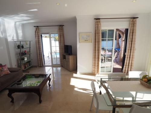 Villa image 9