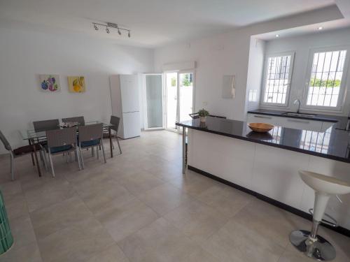 Nerja Paradise Rentals - Villa Perla - image 3