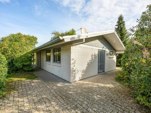  Holiday Home Freding - 250m to the inlet in SE Jutland by Interhome, Pension in Børkop bei Lille Dalby