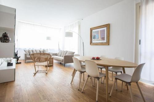 My Trastevere Three Bedroom View Apartment, Rzym (zdjęcie 2)