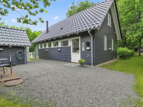  Holiday Home Erina by Interhome, Unterkunft in Give