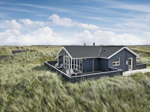  Holiday Home Elisaveta - 200m from the sea in NW Jutland by Interhome in Frøstrup