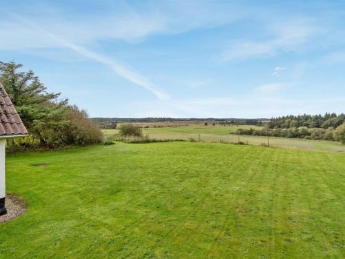  Holiday Home Sallie - 6km from the sea in NW Jutland by Interhome in Frøstrup