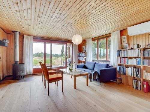 Holiday Home Atreju - 2km from the sea in NW Jutland by Interhome