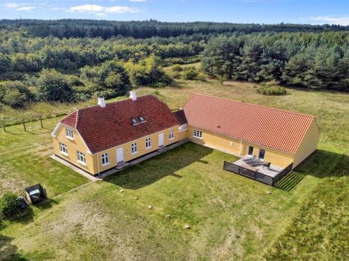  Holiday Home Aryan - 5km from the sea in NW Jutland by Interhome, Pension in Frøstrup bei Vesløs