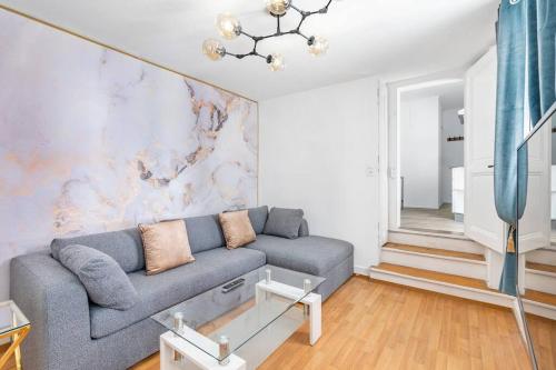  Exquisite one-bedroom apartment on Av du Casino in Montreux