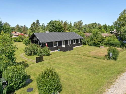 Holiday Home Hila - 900m from the sea in Djursland and Mols by Interhome