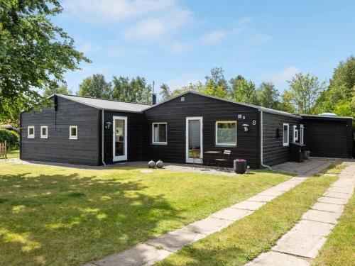 Holiday Home Sigfred - 1-5km from the sea in NE Jutland by Interhome