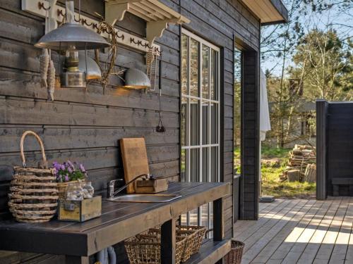  Holiday Home Heloise - 400m from the sea in NE Jutland by Interhome in Hals