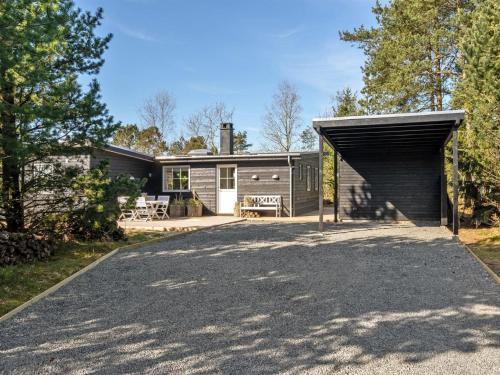  Holiday Home Heloise - 400m from the sea in NE Jutland by Interhome in Hals