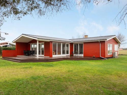  Holiday Home Rayla - 150m from the sea in NE Jutland by Interhome, Pension in Hals bei Aså
