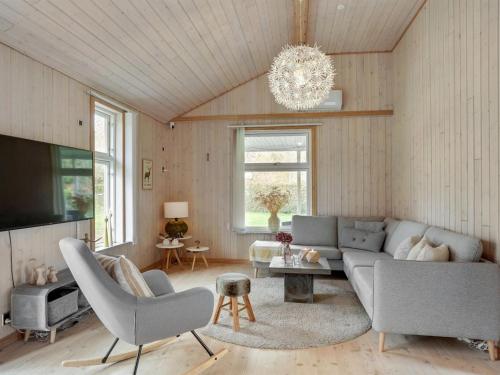  Holiday Home Sarika - from the sea by Interhome in Hadsund