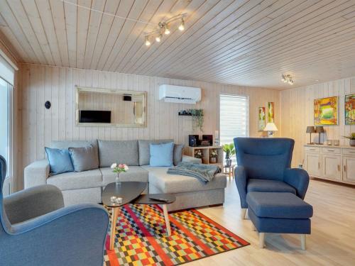  Holiday Home Rüdiger - 500m from the sea in NE Jutland by Interhome in Hals