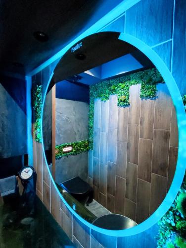 Smart Luxury Penthouse Suites - Private Sauna, Hot-Tub, Home Cinema at the best Location in Skopje, Skopje (photo 9)