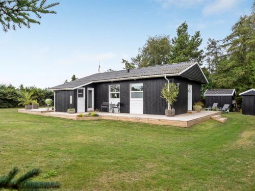Holiday Home Ingiald - 600m from the sea in NE Jutland by Interhome