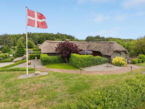  Holiday Home Jooseppi - 500m to the inlet in The Liim Fiord by Interhome, Pension in Farsø