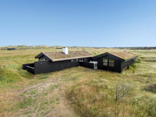  Holiday Home Aatu - 360m from the sea in NW Jutland by Interhome, Pension in Pandrup