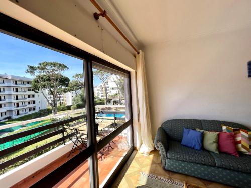 balcon/terasă, Vilamoura Palm Tree With Pool by Homing in Vilamoura