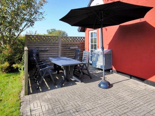 Holiday Home Indi - 400m from the sea in NW Jutland by Interhome