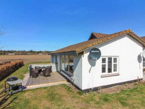  Apartment Idolf - 2km from the sea in NW Jutland by Interhome, Pension in Hjørring bei Bjergby