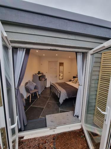 The Den - A modern, quirky, self contained unit, Braunton