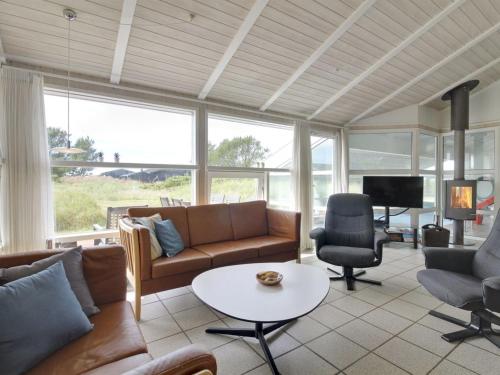 Holiday Home Ilmo - 950m from the sea in NW Jutland by Interhome