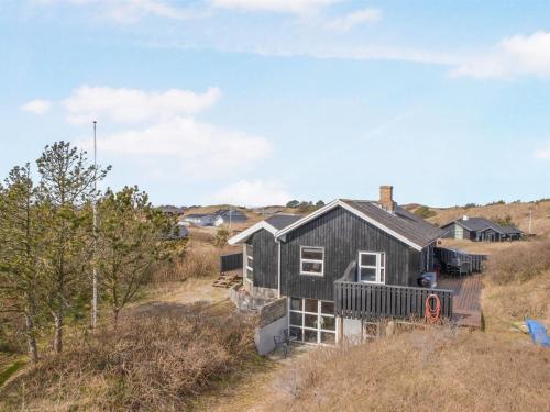Holiday Home Elfrida - 600m from the sea in NW Jutland by Interhome