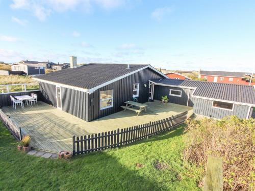  Holiday Home Vili - 500m from the sea in NW Jutland by Interhome, Pension in Hirtshals