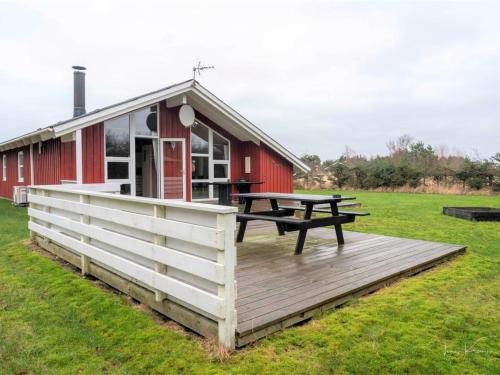 Holiday Home Menka - 1-3km from the sea in NW Jutland by Interhome