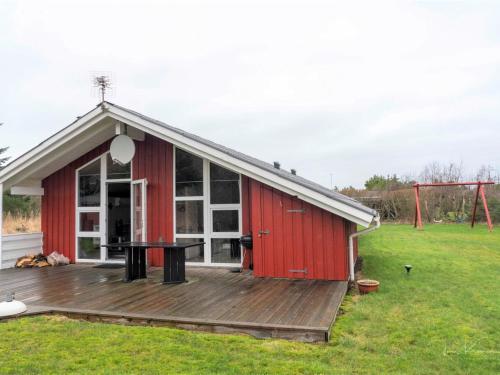 Holiday Home Menka - 1-3km from the sea in NW Jutland by Interhome
