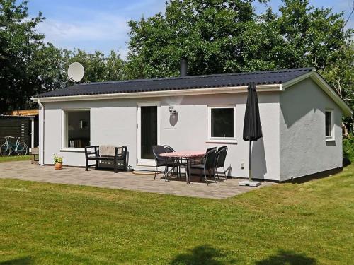 Holiday Home Silje - 600m from the sea in NW Jutland by Interhome