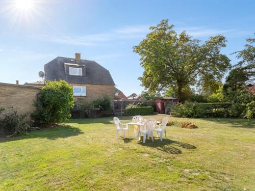  Holiday Home Avelina - 200m from the sea by Interhome in Læsø