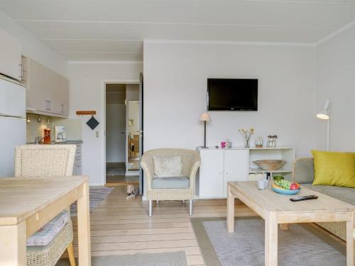 Apartment Cilla - 1km from the sea in NW Jutland by Interhome