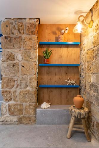 Santorini in เอเคอร์