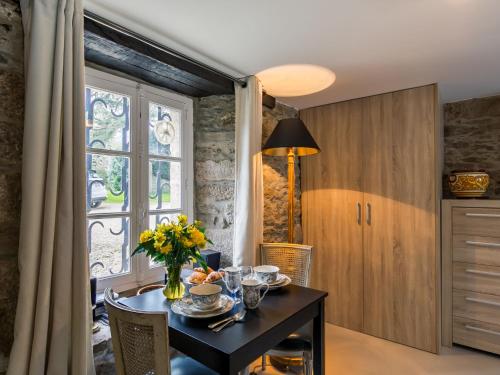 Apartment Le Manoir du Moros by Interhome