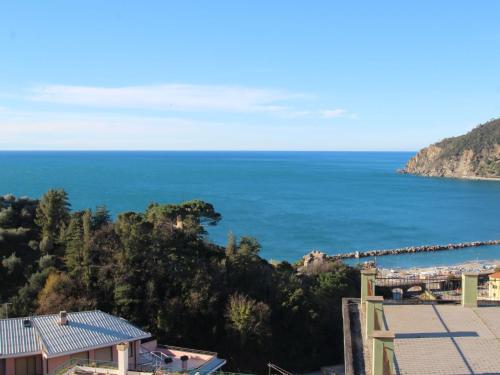 Apartment Come il sole all'improvviso by Interhome