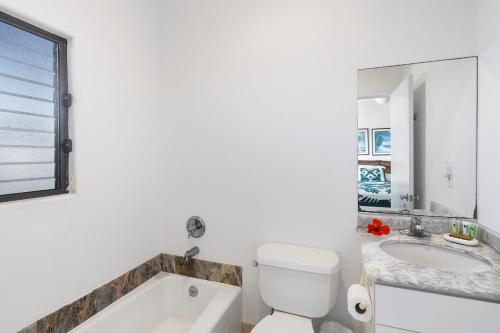 Three-Bedroom Holiday Home  image 10