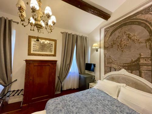 Superior Double Room image 3